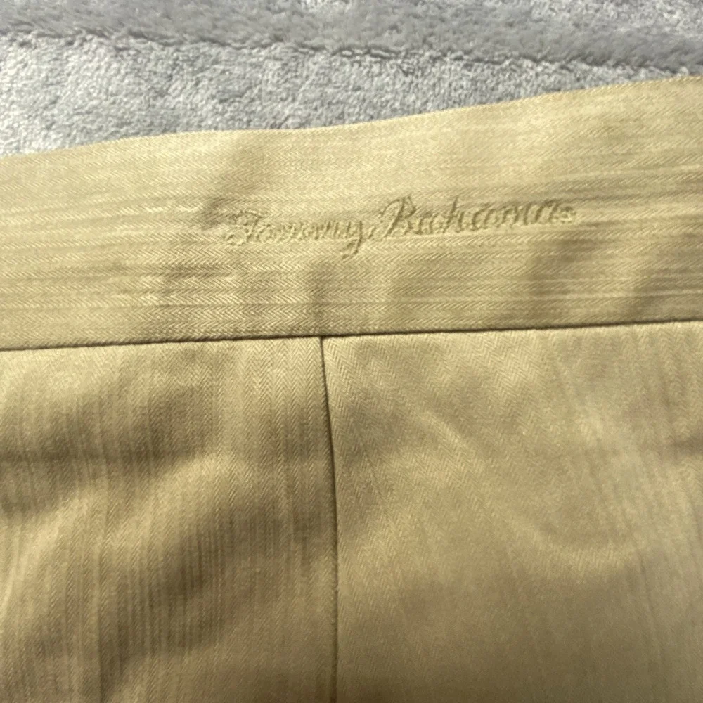 Tommy Bahama Men Shorts Size 42 Relax Khaki Brown Silk Chino Pleated Casual Golf